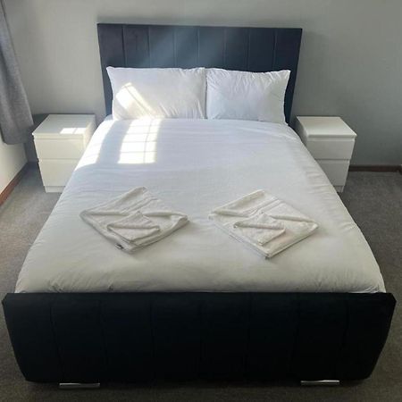 Oyo Stay Inn Express, Cambridge Papworth Everard Экстерьер фото