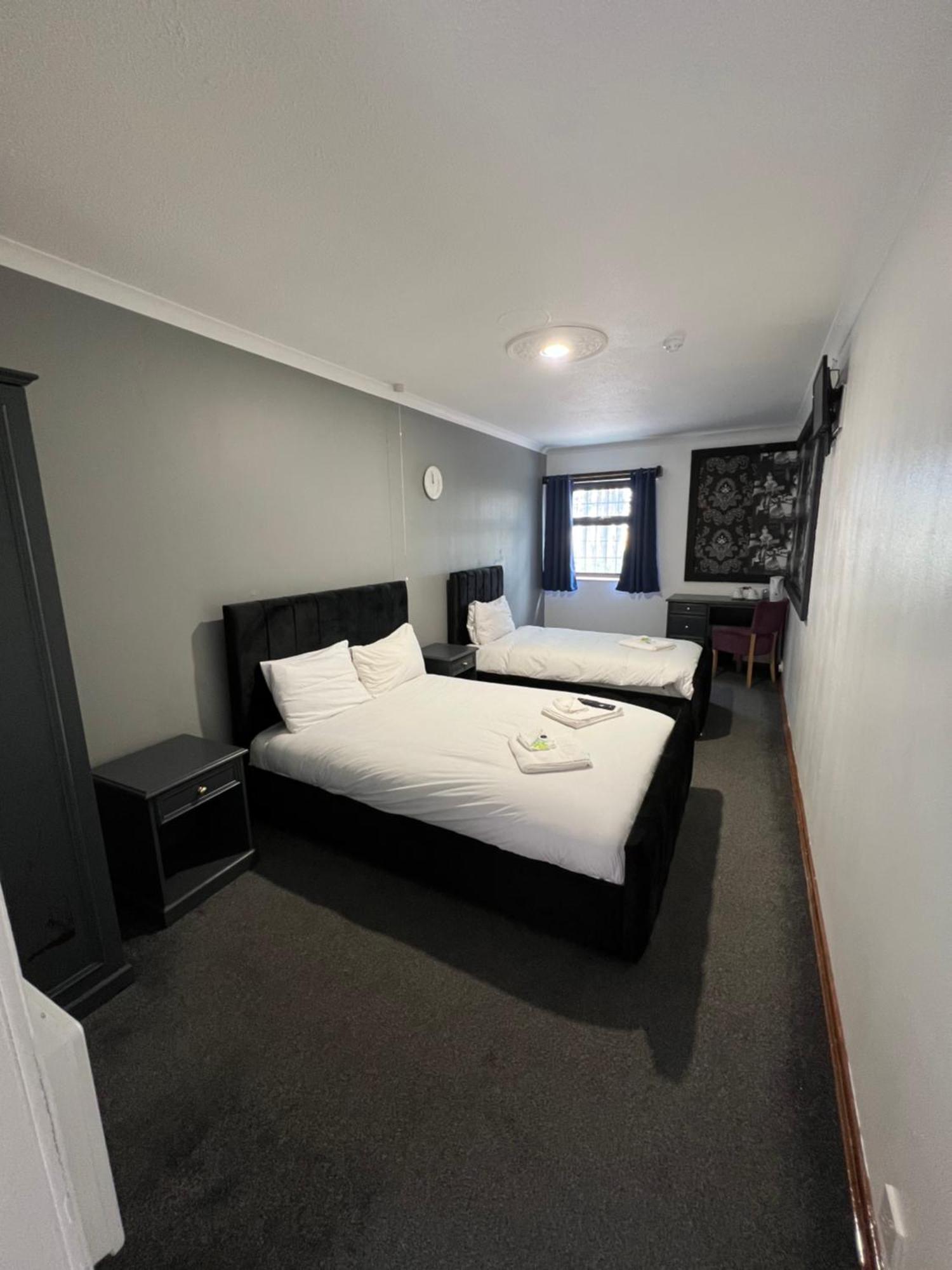 Oyo Stay Inn Express, Cambridge Papworth Everard Экстерьер фото